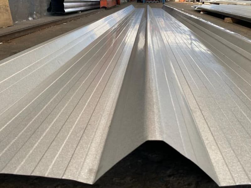 Telhas trapezoidais TP 100/950